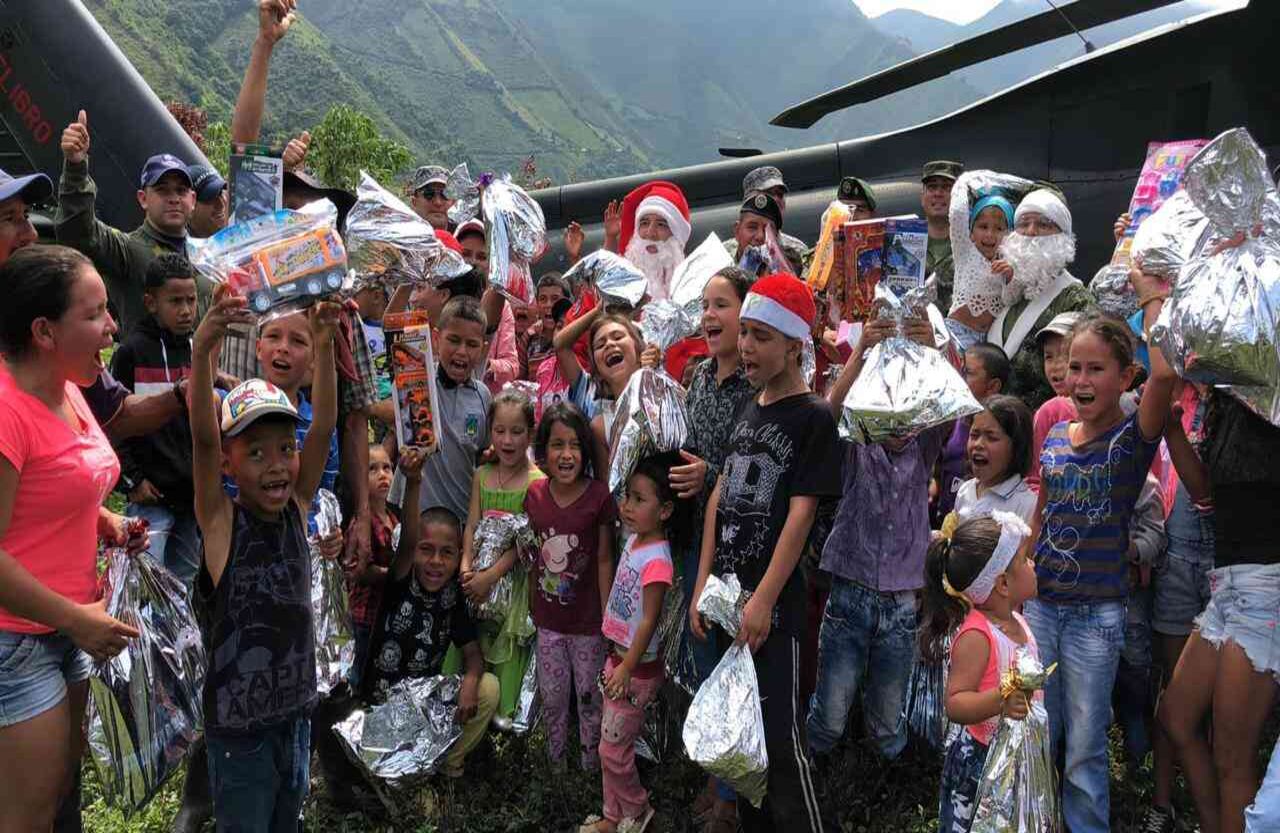 La Cuarta Brigada ha beneficiado a 699 mil personas de Antioquia con jornadas de apoyo al desarrollo, intervención de ingenieros militares y desminado humanitario.