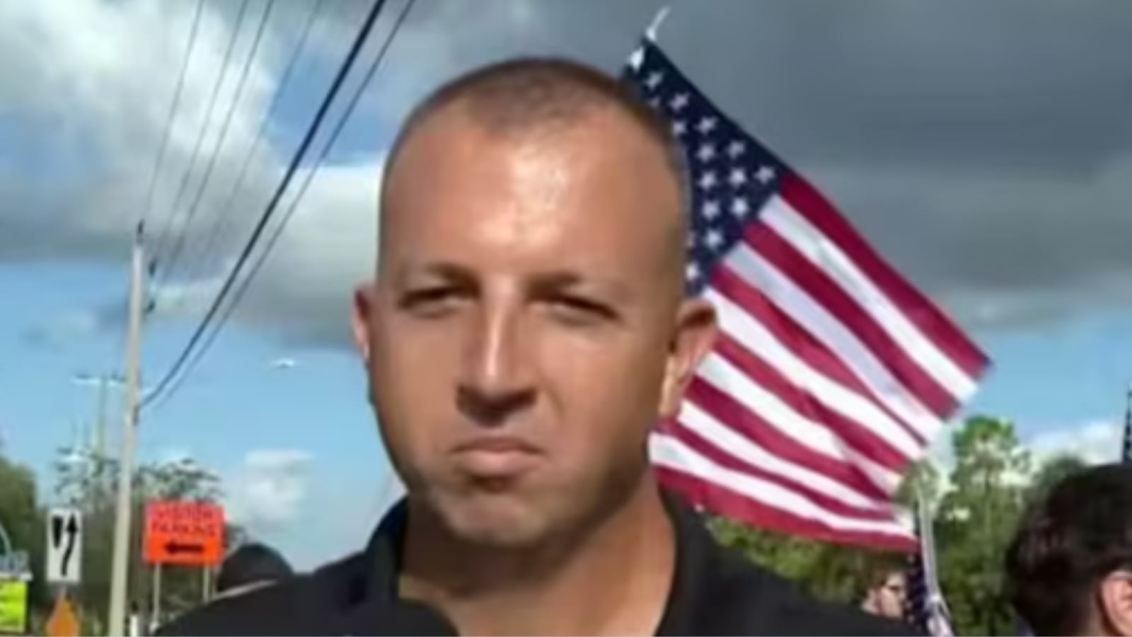 El concejal de Palm Bay, Chandler Langevin, fue censurado oficialmente por el consejo de la ciudad en una votación de 3-2 luego de sus controvertidos comentarios dirigidos a los indios en los Estados Unidos