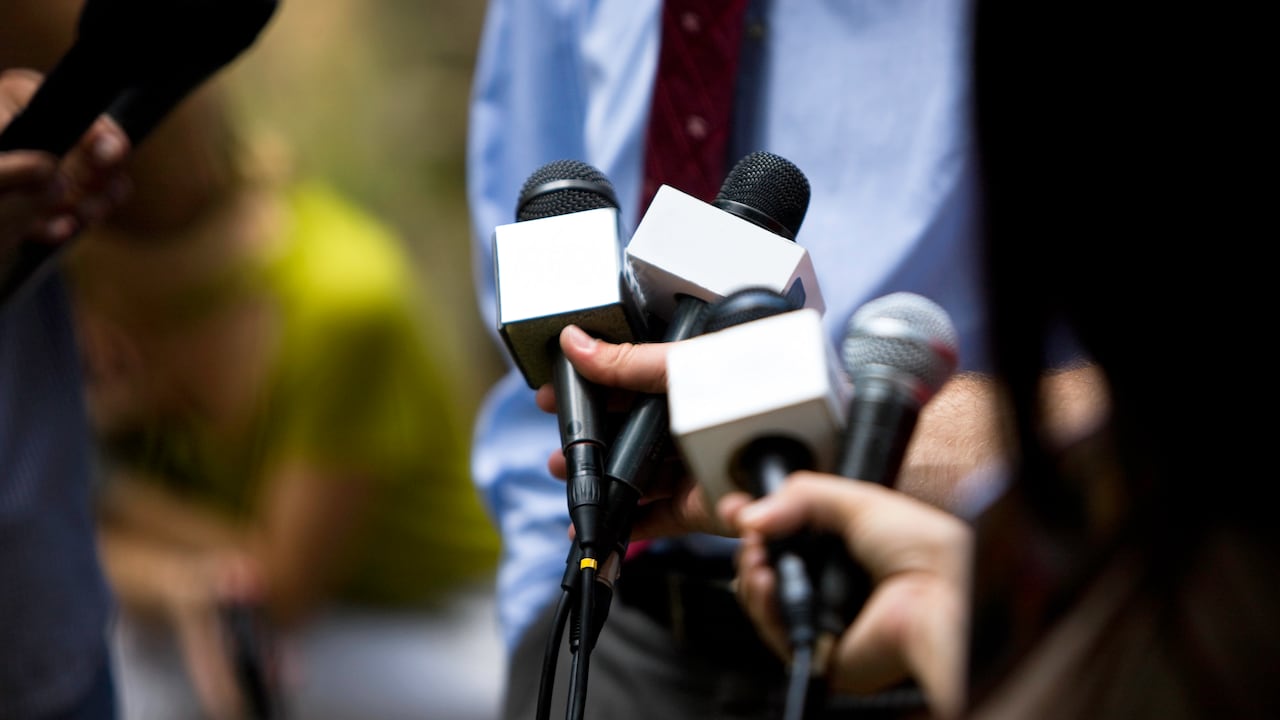 Las crisis reputacionales, aunque comunes, requieren de estrategias de comunicación robustas.