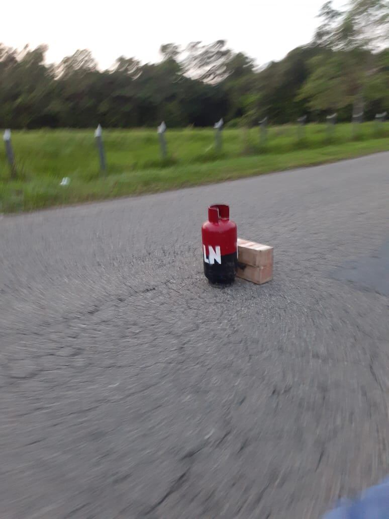 La policía de Cúcuta hace presencia en los diferentes puntos para verificar si se trata de elementos explosivos.