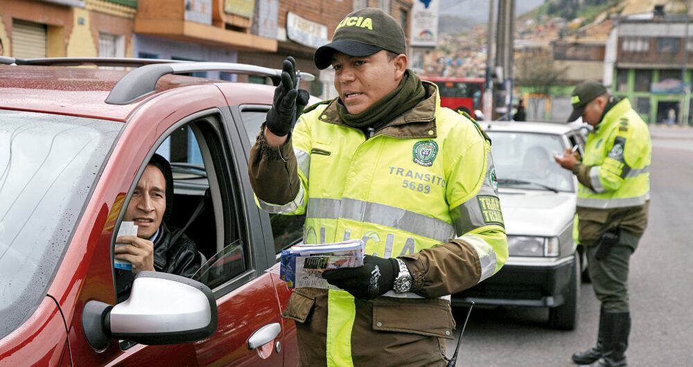Trámites de tránsito, como comparendos, licencias y traspasos, se realizan con el Runt.