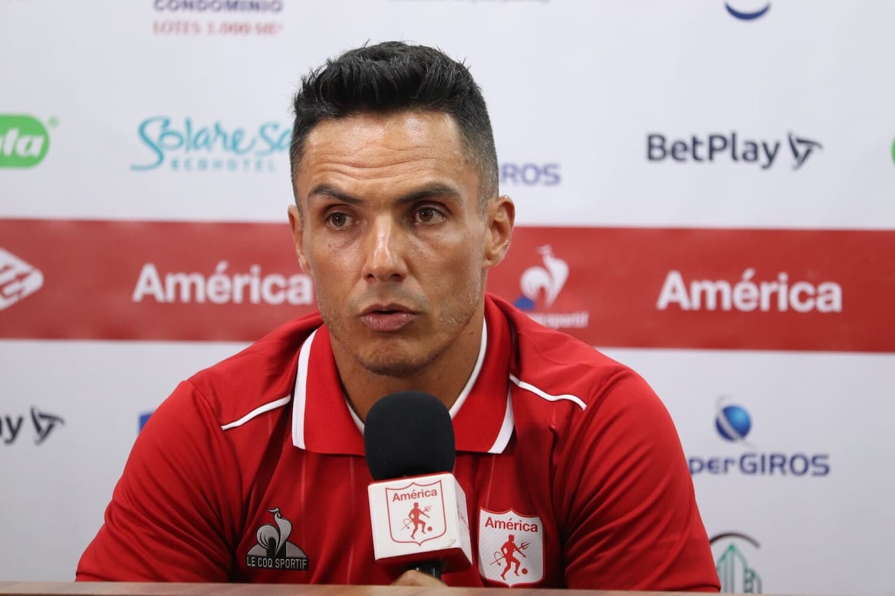 El técnico fue contundente con una posible vuelta al equipo rojo.