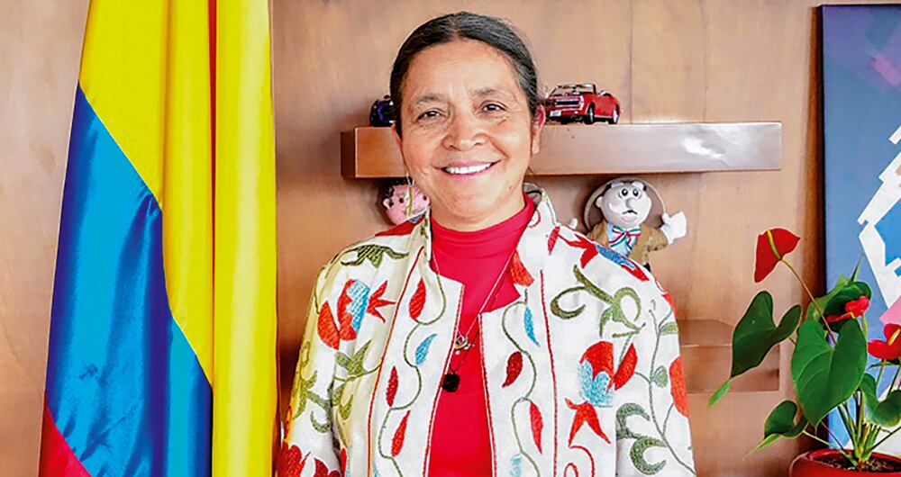 GLORIA MERCEDES CARRASCO