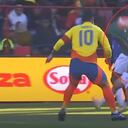 Mano pudo haber sido pitada a favor de Colombia en El Alto