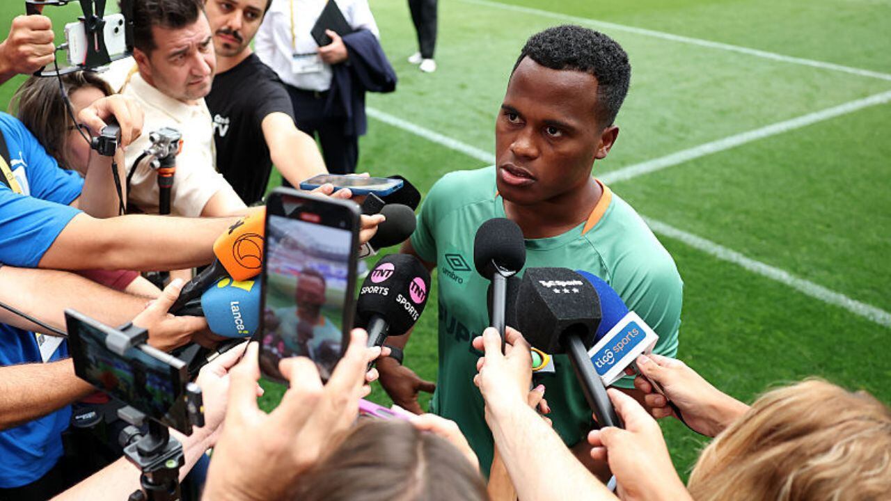 Jhon Arias habló sobre su futuro.