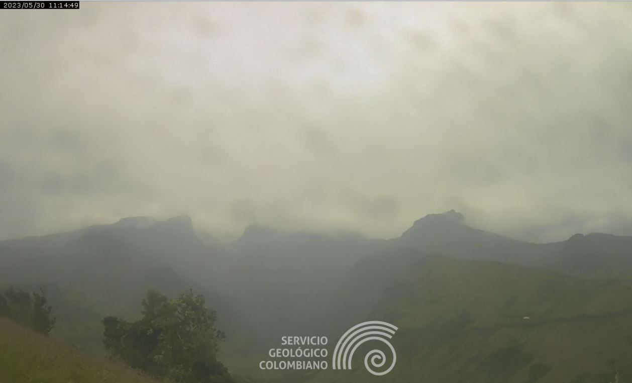 El edificio volcánico se mantiene inestable