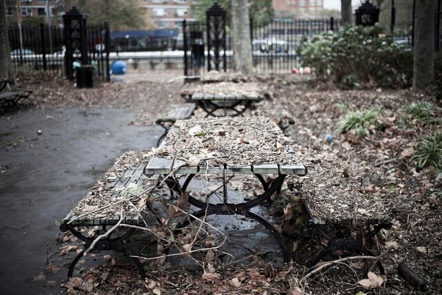 Nueva York, colindante con Nueva Jersey, procura regresar a la normalidad, con mejoras paulatinas en el transporte público, aunque aún afectado por enormes atascos.
