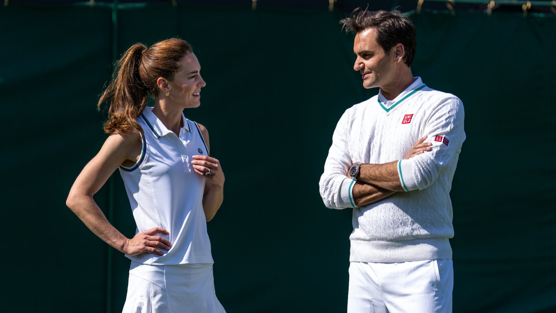 La princesa de Gales y el extenista suizo dieron una demostración deportiva previa a Wimbledon 2023. (Photo by Handout/Thomas Lovelock - AELTC via Getty Images).