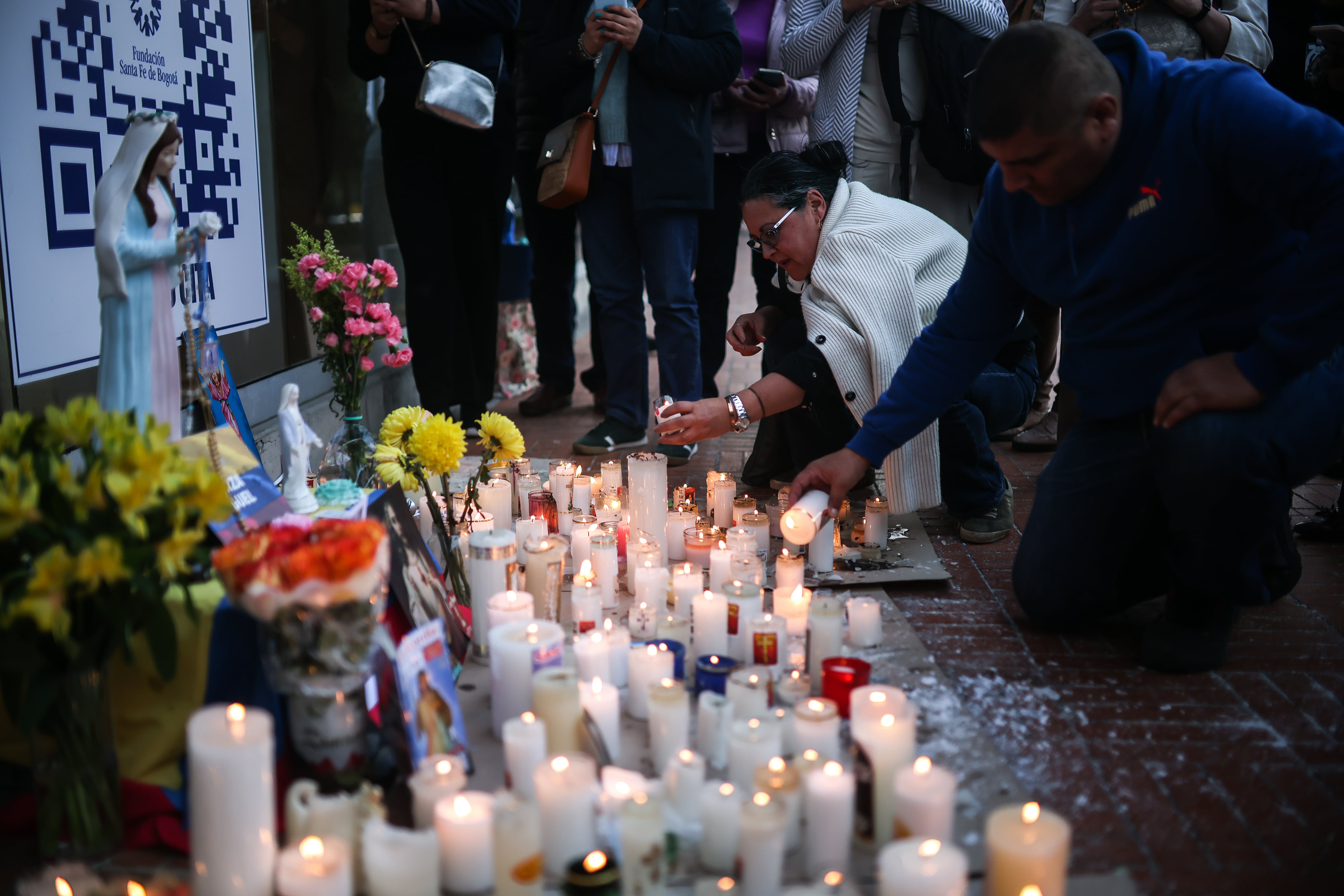 Jornada de oración por la salud de Miguel Uribe Turbay en la Fundación Santa Fe