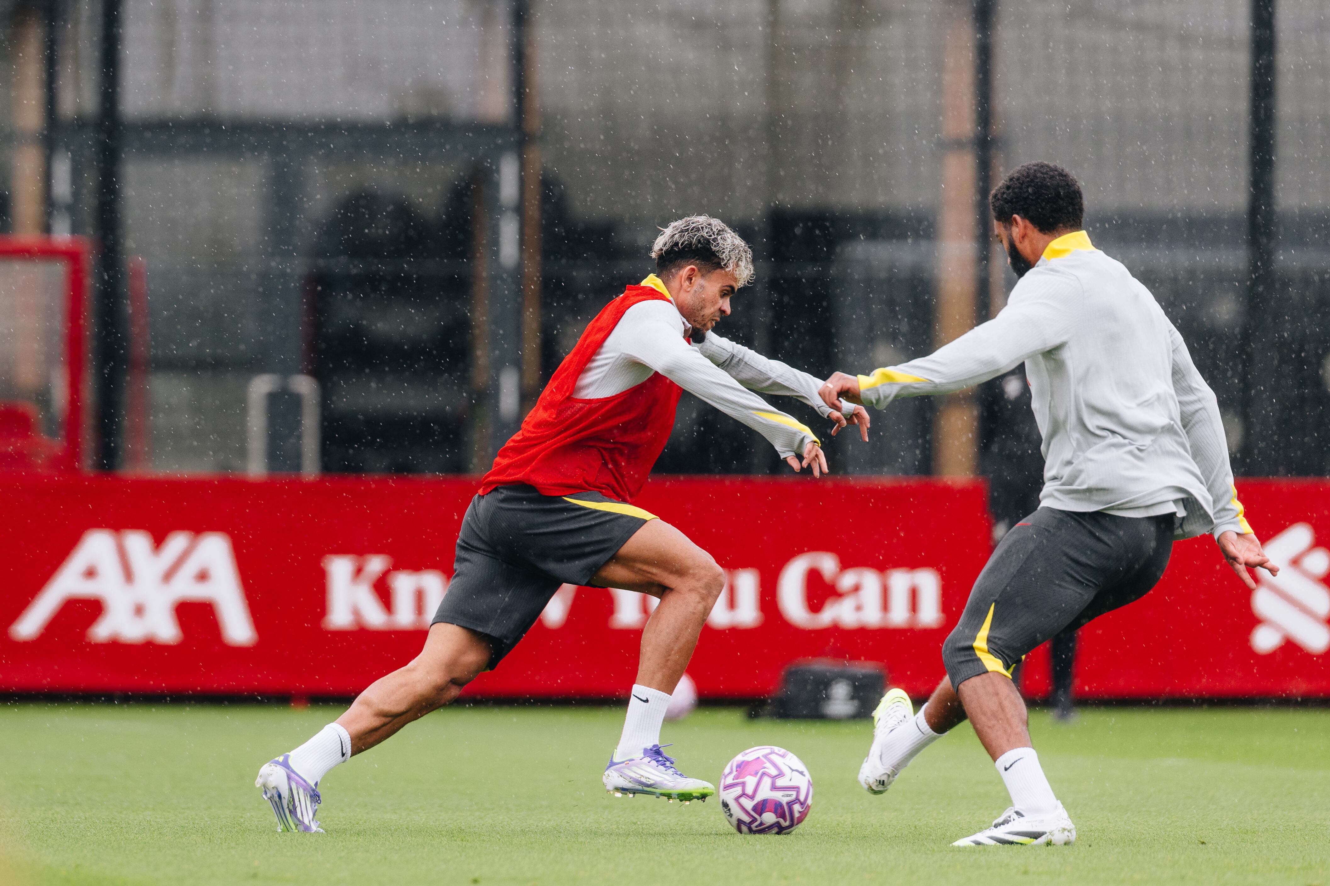 KIRKBY, ENGLAND - JULY 15: (THE SUN OUT, THE SUN ON SUNDAY OUT) Luis Díaz and Joe Gomez of Liverpool during a training session at AXA Training Centre on July 15, 2025 in Kirkby, England. (Photo by Nikki Dyer - LFC/Liverpool FC via Getty Images)