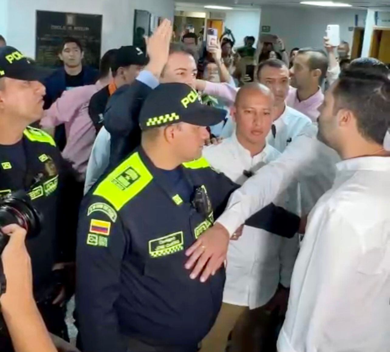 La confrontación entre el alcalde y el concejal se presentó este jueves 21 de septiembre.