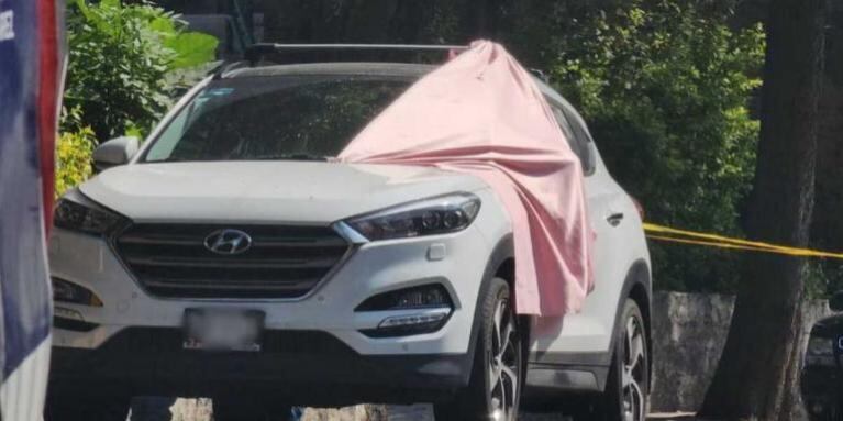 Delincuentes habrían intentado hurtar la camioneta en la que se movilizaban las víctimas