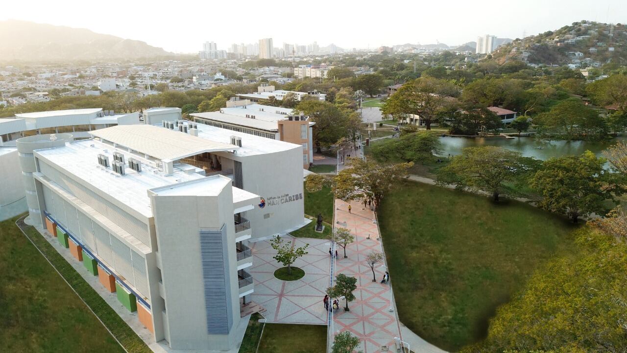 La Unimag recibe unos 3 millones de pesos anuales por estudiante, que es la mitad del promedio de otras universidades acreditadas y casi la cuarta parte de lo que reciben las más grandes.