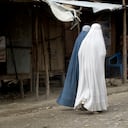 "Las mujeres estarán contentas": la afirmación de un líder de los talibanes en Afganistán