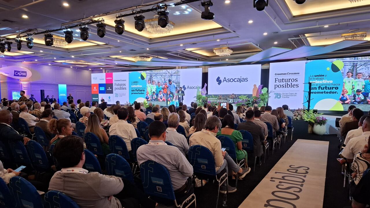 Congreso de Asocajas.