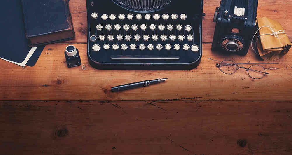 "La poesía es un instrumento para reflexionar sobre las décadas de guerra".