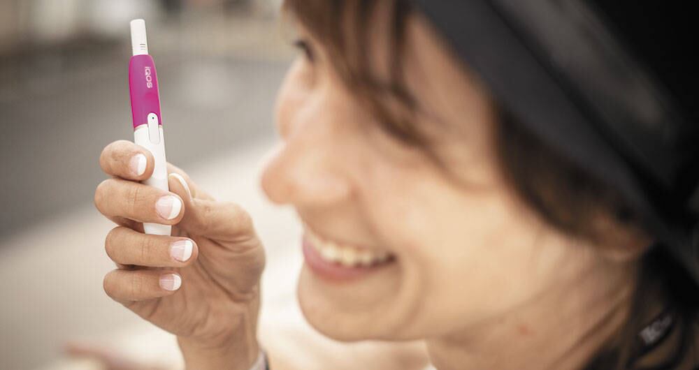 Los dispositivos Iqos contienen hoja de tabaco que afecta la salud, según expertos.