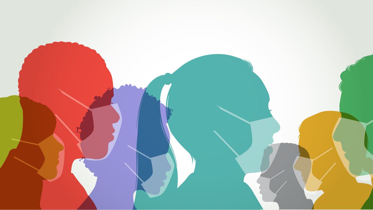 Personas utilizando tapabocas - Getty Images