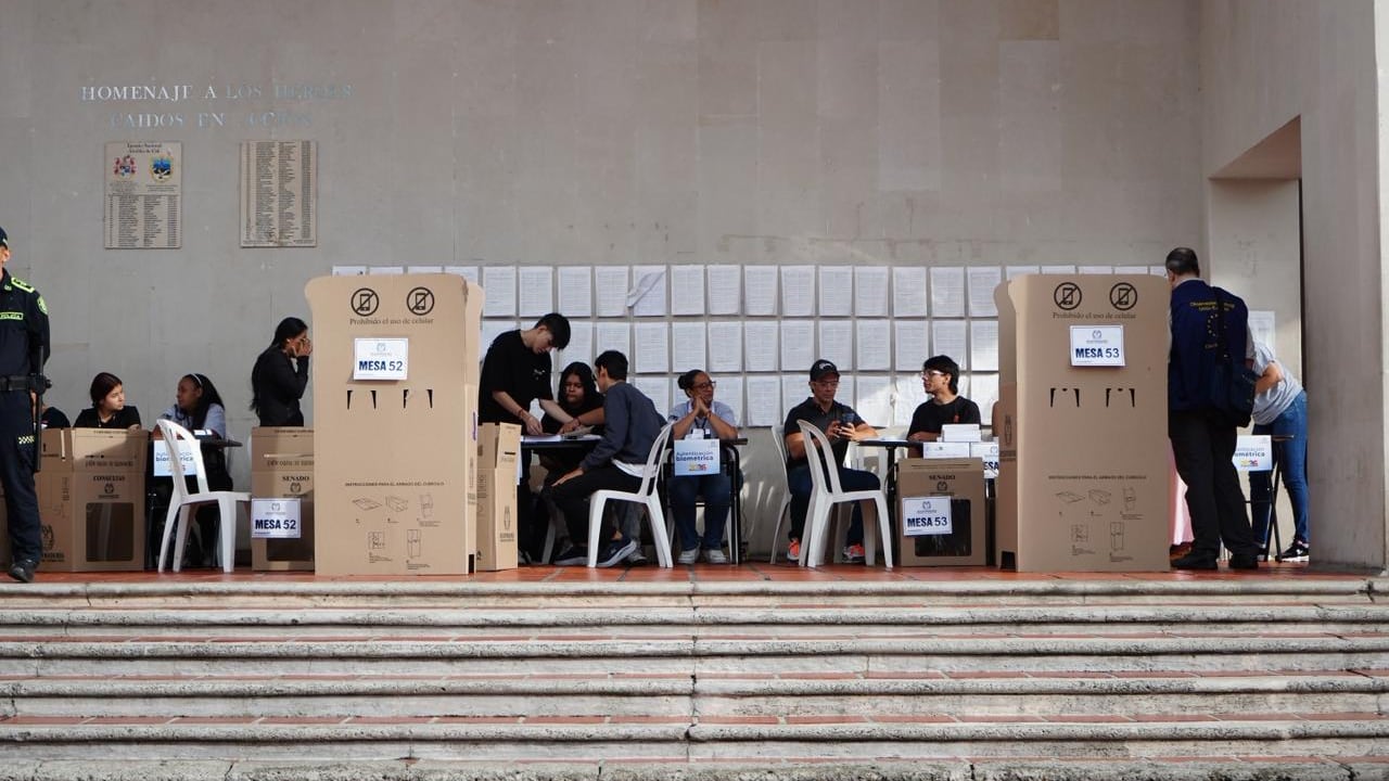 La Dirección Nacional de Inteligencia asegura que los hackers habrían accedido a datos de los contribuyentes de la DIAN para usar esa información con fines electorales.