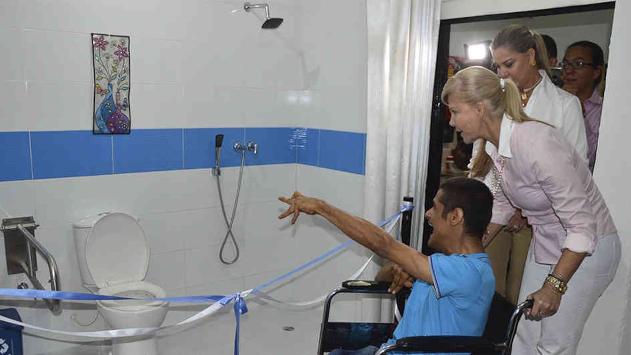 Esta iniciativa busca transformar los hogares de las personas con discapacidad física y auditiva.