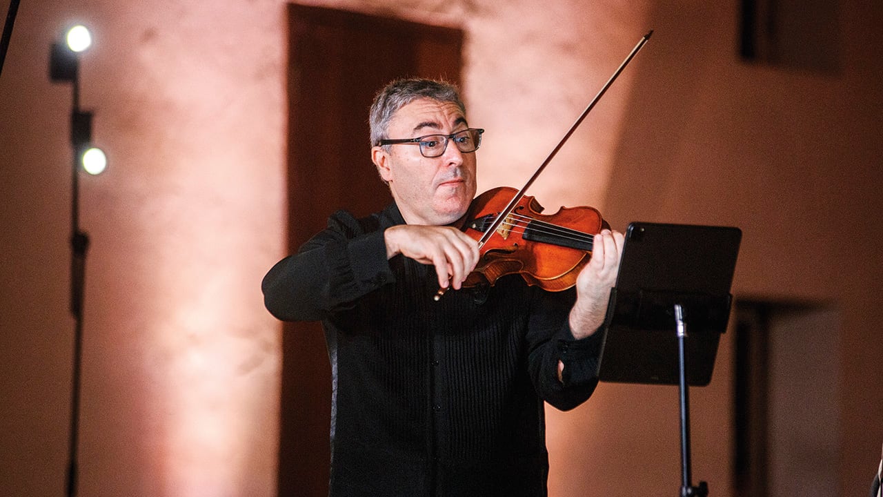 La paternidad le mostró a Maxim cómo el amor se amplifica, casi infinitamente, y por eso para él nunca ha sido sacrificio, sí su prioridad, ver crecer a sus pequeños. 