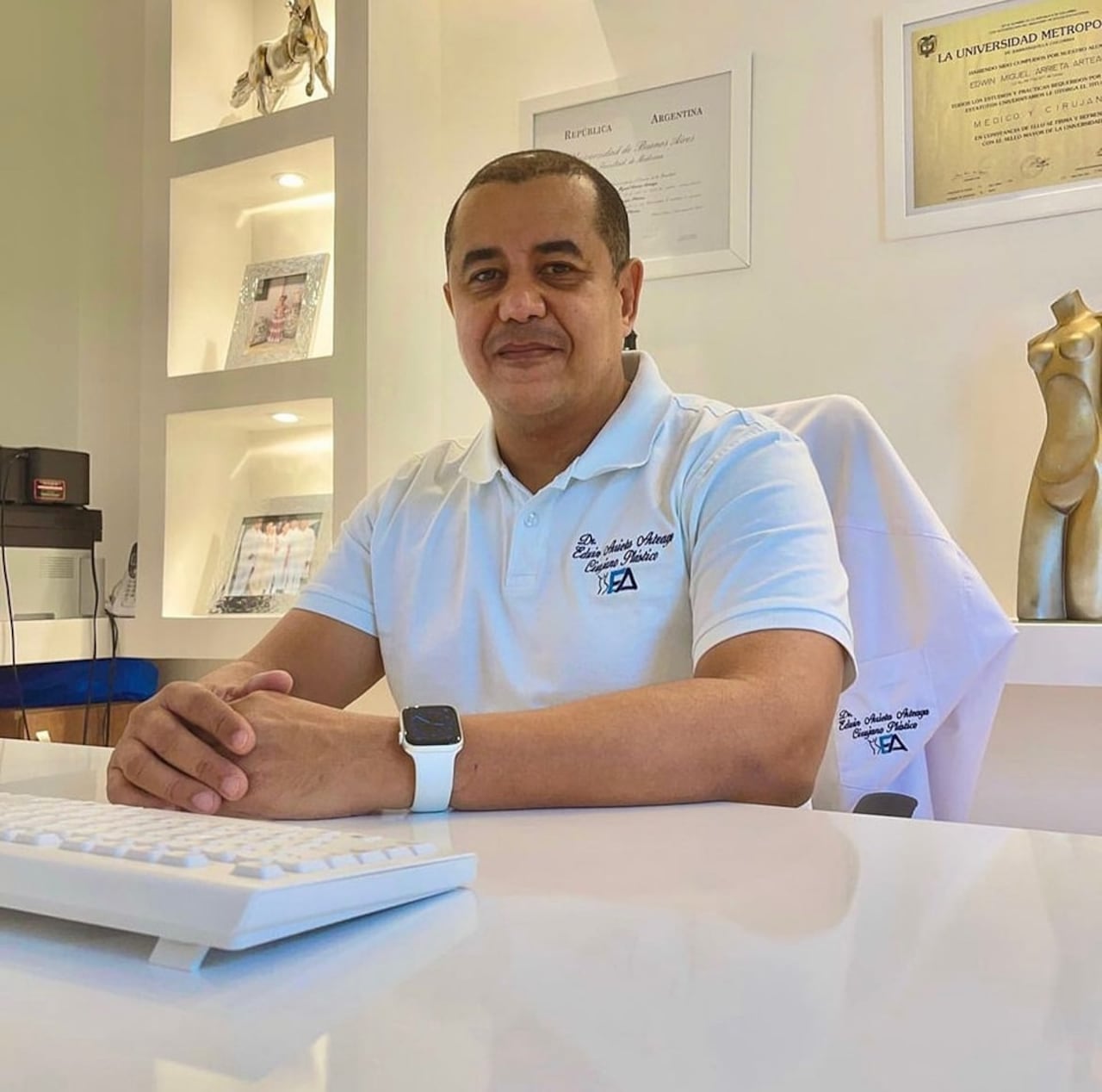 Edwin Arteaga, médico asesinado en Tailandia.