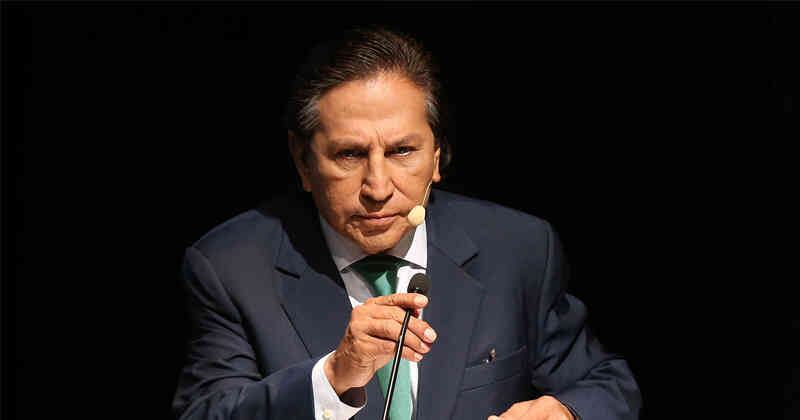 El ministerio Público de Perú acusa al expresidente Alejandro Toledo de recibir US$20 millones en sobornos vinculados a la construcción de la carretera Interoceánica Sur. El Ministerio del Interior de ese país ofrece 30000 dólares para cualquier información que favorezca su captura.