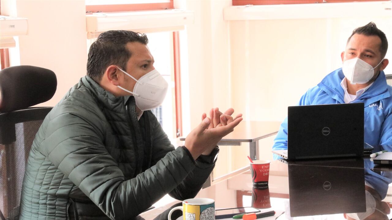 El congelamiento de las cuentas se dio luego de que la sección cuarta del Tribunal Administrativo de Cundinamarca ordenara esta medida para garantizar el pago de 15 mil 960 millones de pesos a la sociedad constructora Haiku Associated Inc.