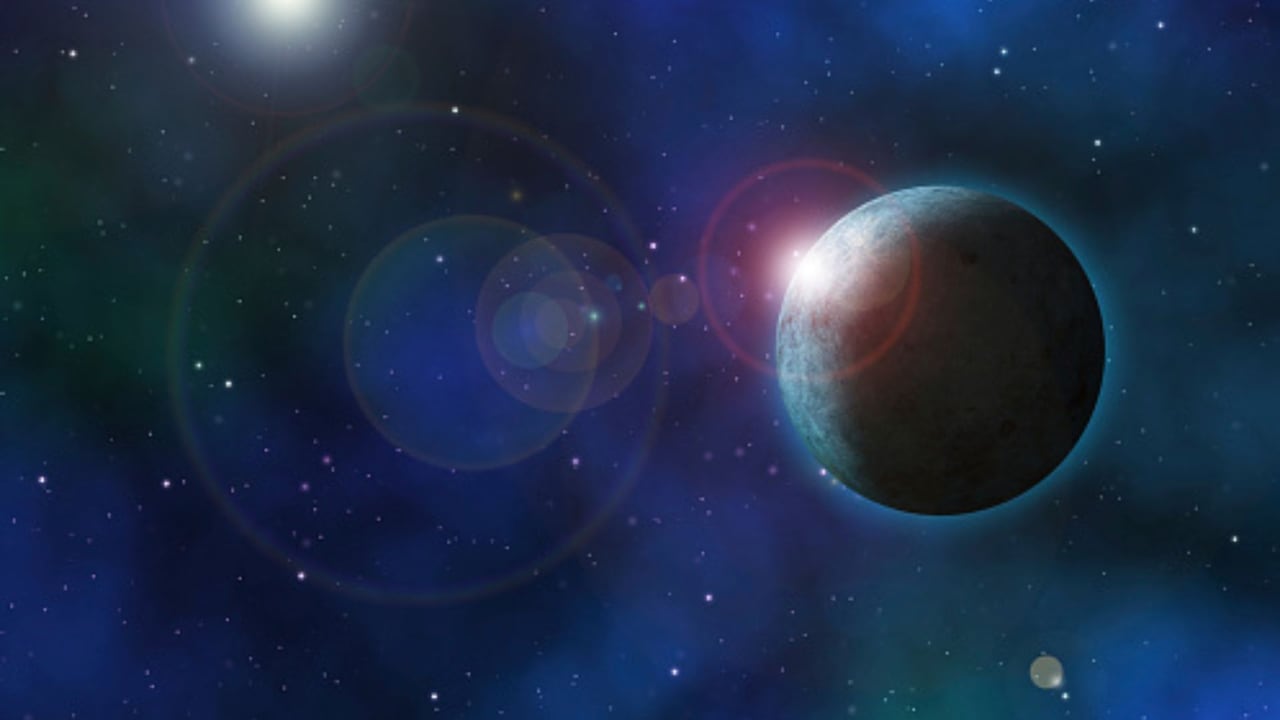 Hallan dos extraños planetas gigantes tan ligeros que desafían las teorías actuales.