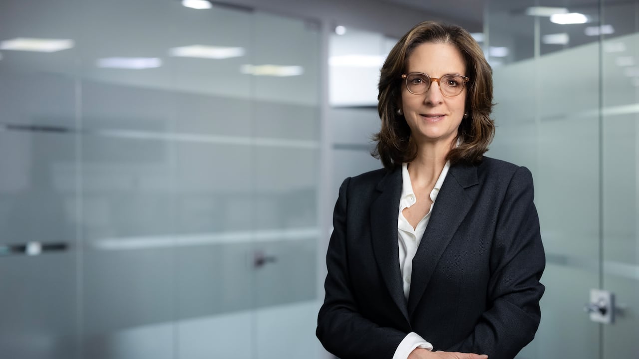 Ximena Zuleta, líder y socia de la práctica
de infraestructura en Dentons Cárdenas &
Cárdenas.