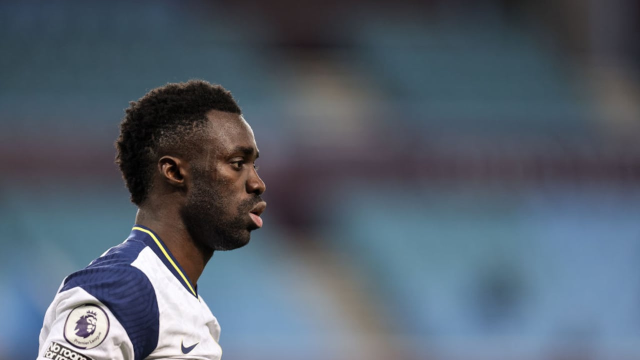 La dura respuesta del Tottenham a mensajes racistas contra Davinson Sánchez