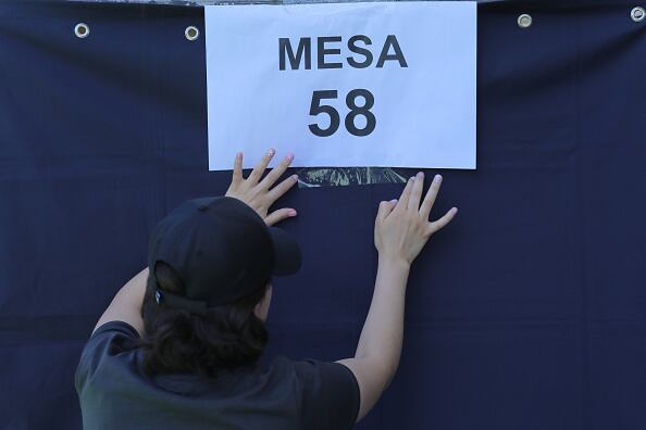 La nueva propuesta constitucional plantea que Chile es un Estado social y democrático que “promueve el desarrollo progresivo de los derechos sociales” a través de instituciones públicas y privadas.