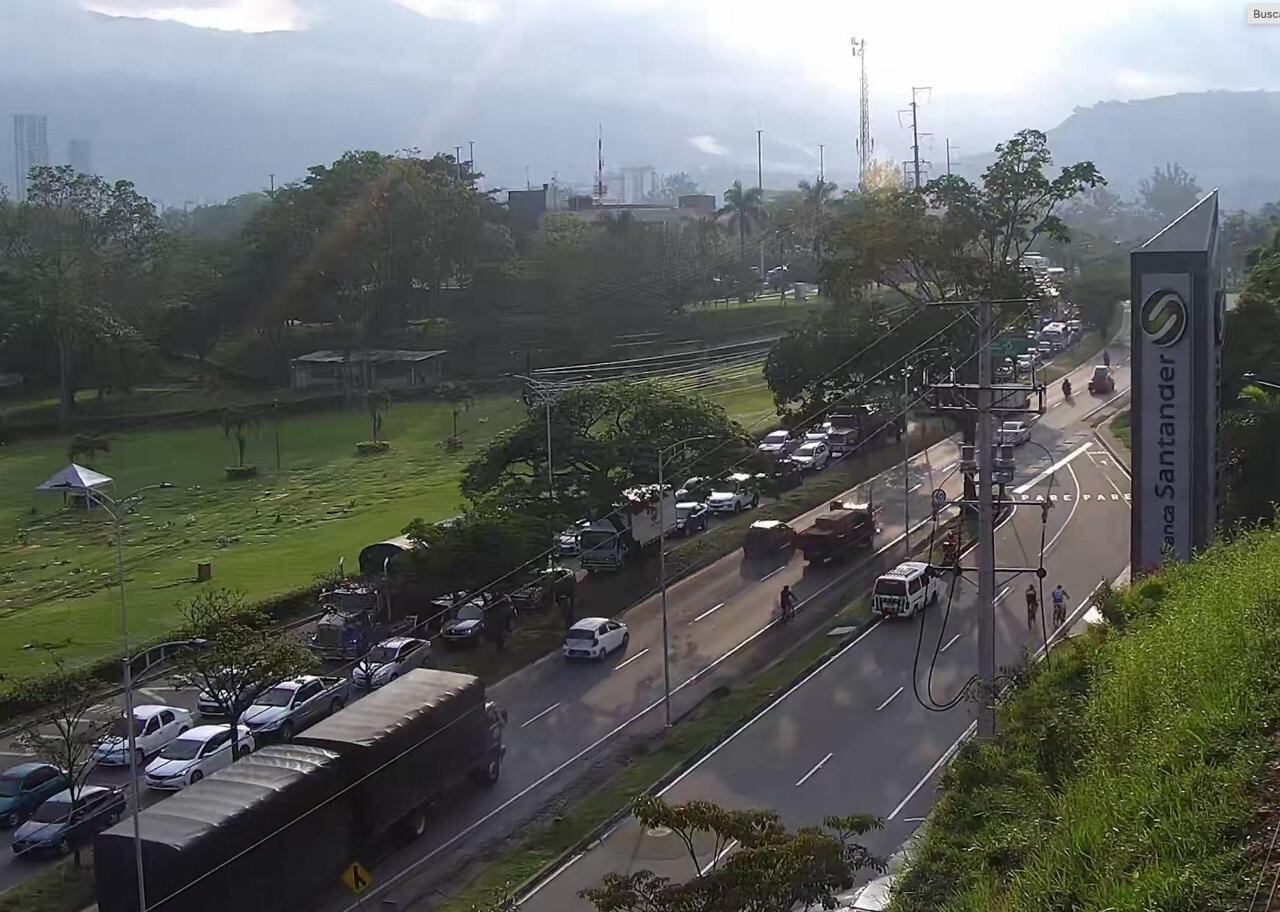 Unos 12 mil vehículos día pasan por el retorno del anillo vial de Floridablanca.