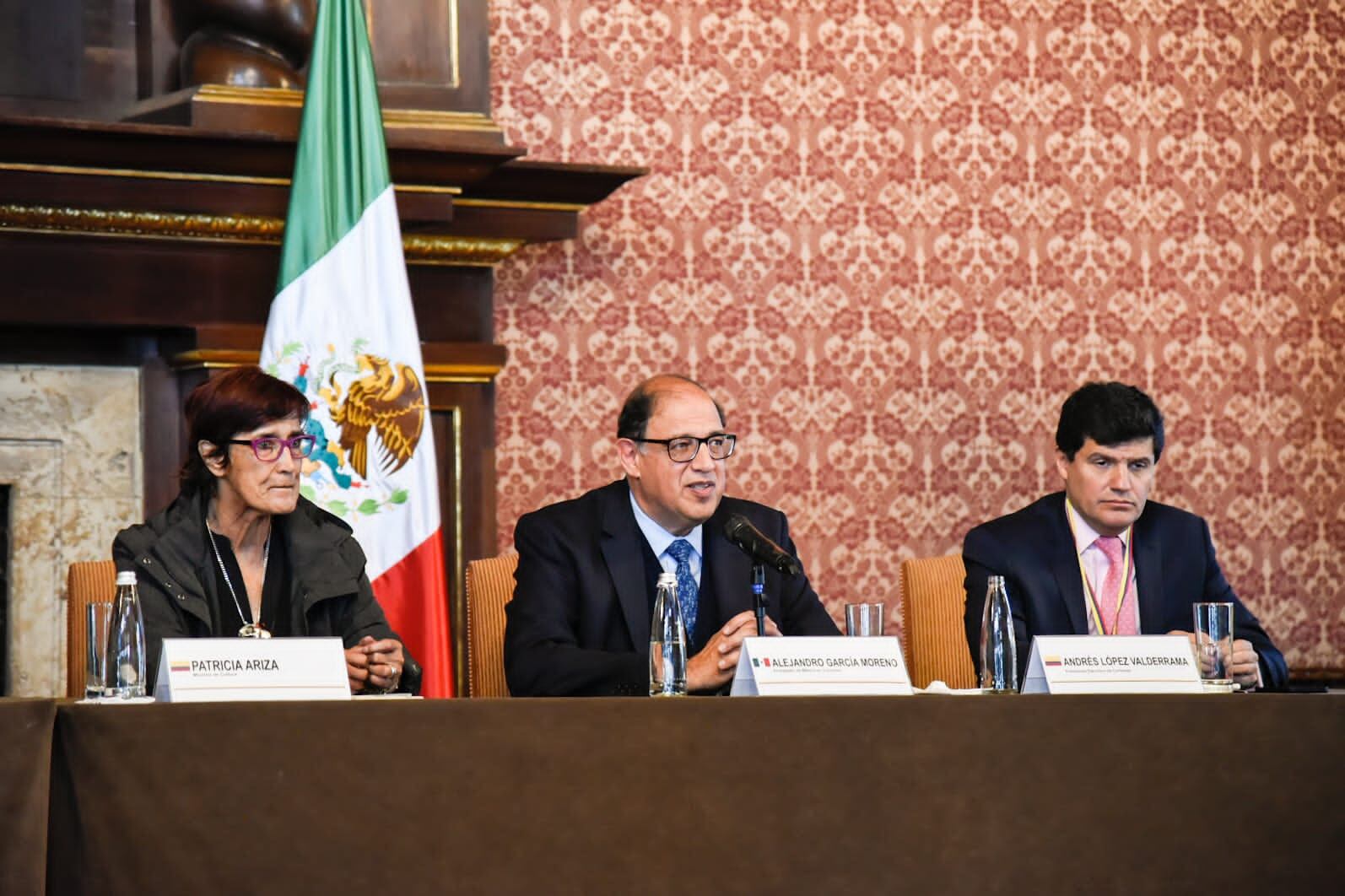 Anuncio FILBo 2023 / México invitado