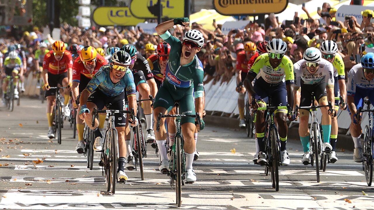 Jasper Philipsen firmó el triplete en el Tour de Francia 2023