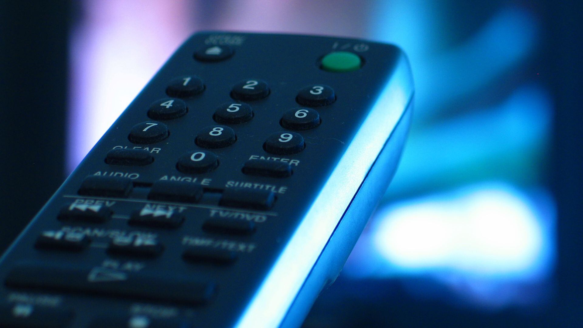 El control remoto permite el acceso rápido a algunas funciones ocultas.