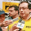 Gustavo Petro lleva más de 30 años en la vida pública y competirá en una segunda vuelta por la Casa de Nariño convencido de representar un “cambio” para el país.