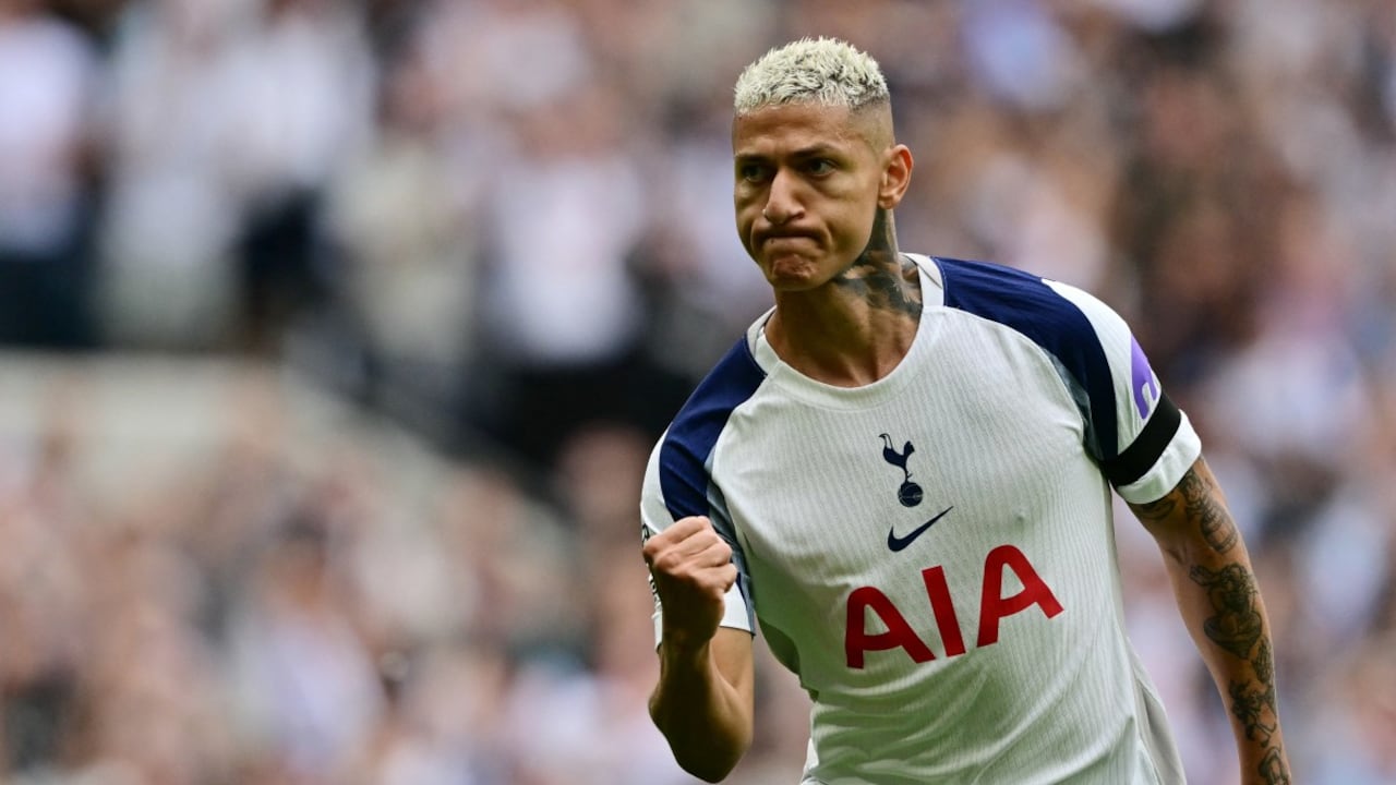 Richarlison brilló con doblete de golazos en la victoria del Tottenham frente al Burnley por la primera jornada de la Premier League