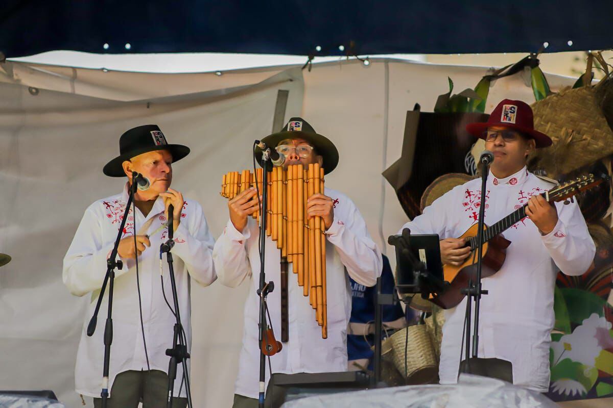 La Gobernación de Boyacá, a través de la Secretaría de Cultura y Patrimonio, organiza el Festival Internacional de la Cultura Campesina.