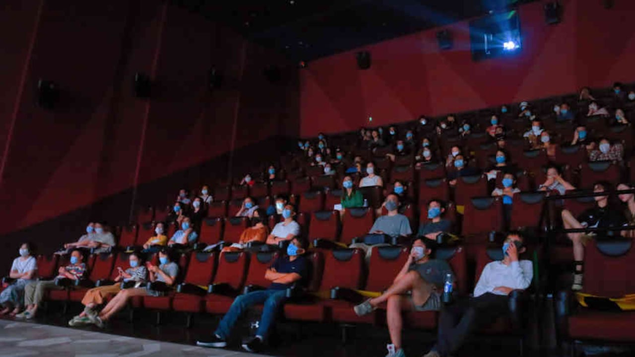 ¿Cuándo abrirán los cines y teatros en el país?