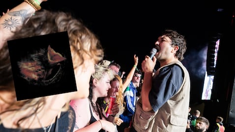 Dan Hoff de Gurriers, cerca de su audiencia en el All Together Now Festival de Irlanda. Foto: Kieran Frost/Redferns.