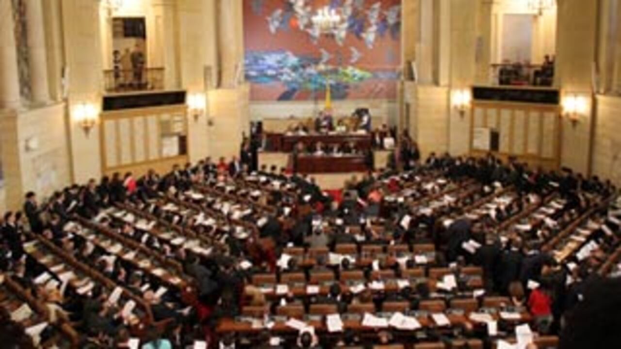 El futuro del proyecto que concede beneficios patrimoniales a los homosexuales depende ahora de la Cámara de Representantes.