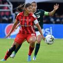 Catalina Usme, marcó un total de 15 en esta temporada, lleva 55 en la liga, y fue la gran figura del partido. Foto: Tomada de @Dimayor