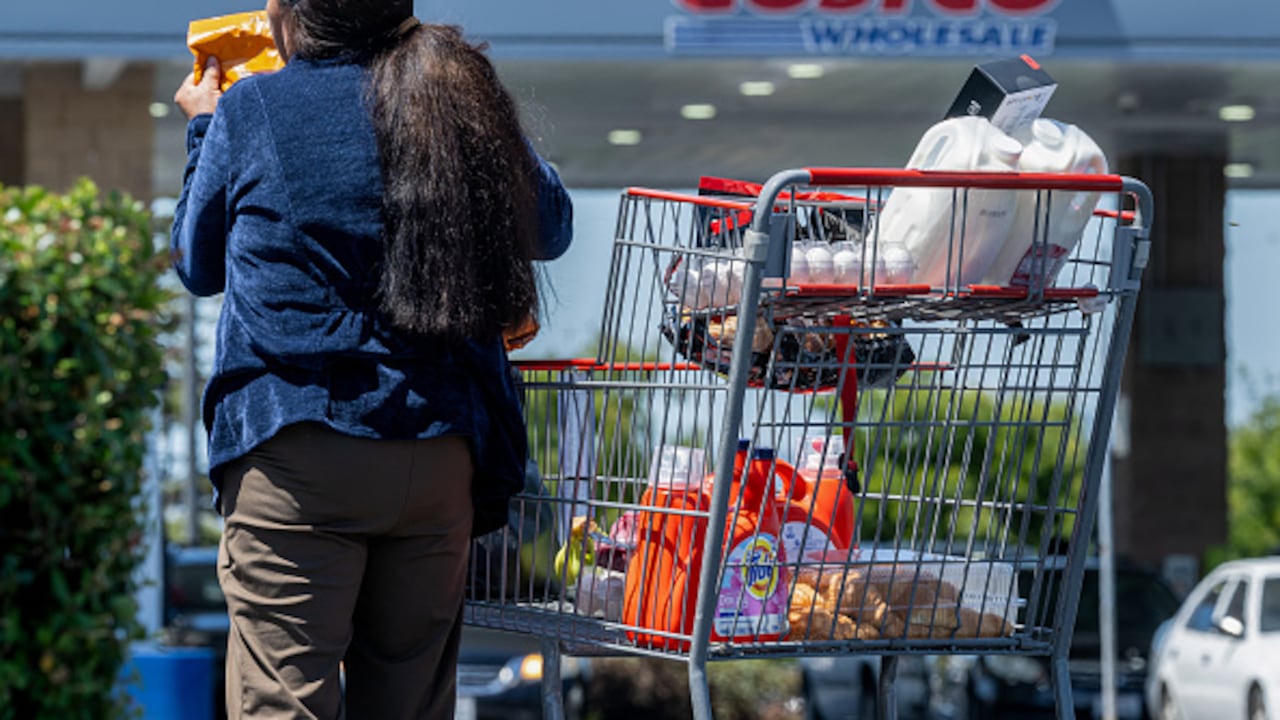La nueva normativa afectará la forma en que se promocionan y venden los alimentos en grandes cadenas de supermercados.
