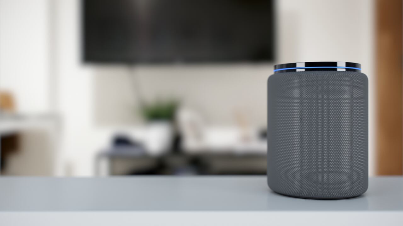 ¿Su televisor no tiene buen sonido? Aprenda a conectar un altavoz inalámbrico.