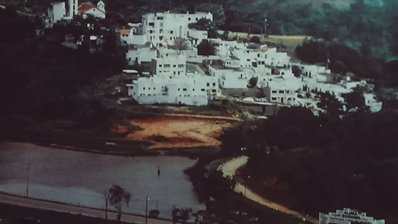 En Doradal, un pequeño corregimiento antioqueño, replican en muchas cosas la infraestructura de la famosa isla griega.