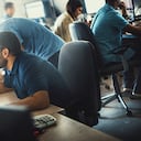 La joroba se puede disminuir haciendo ejercicio.