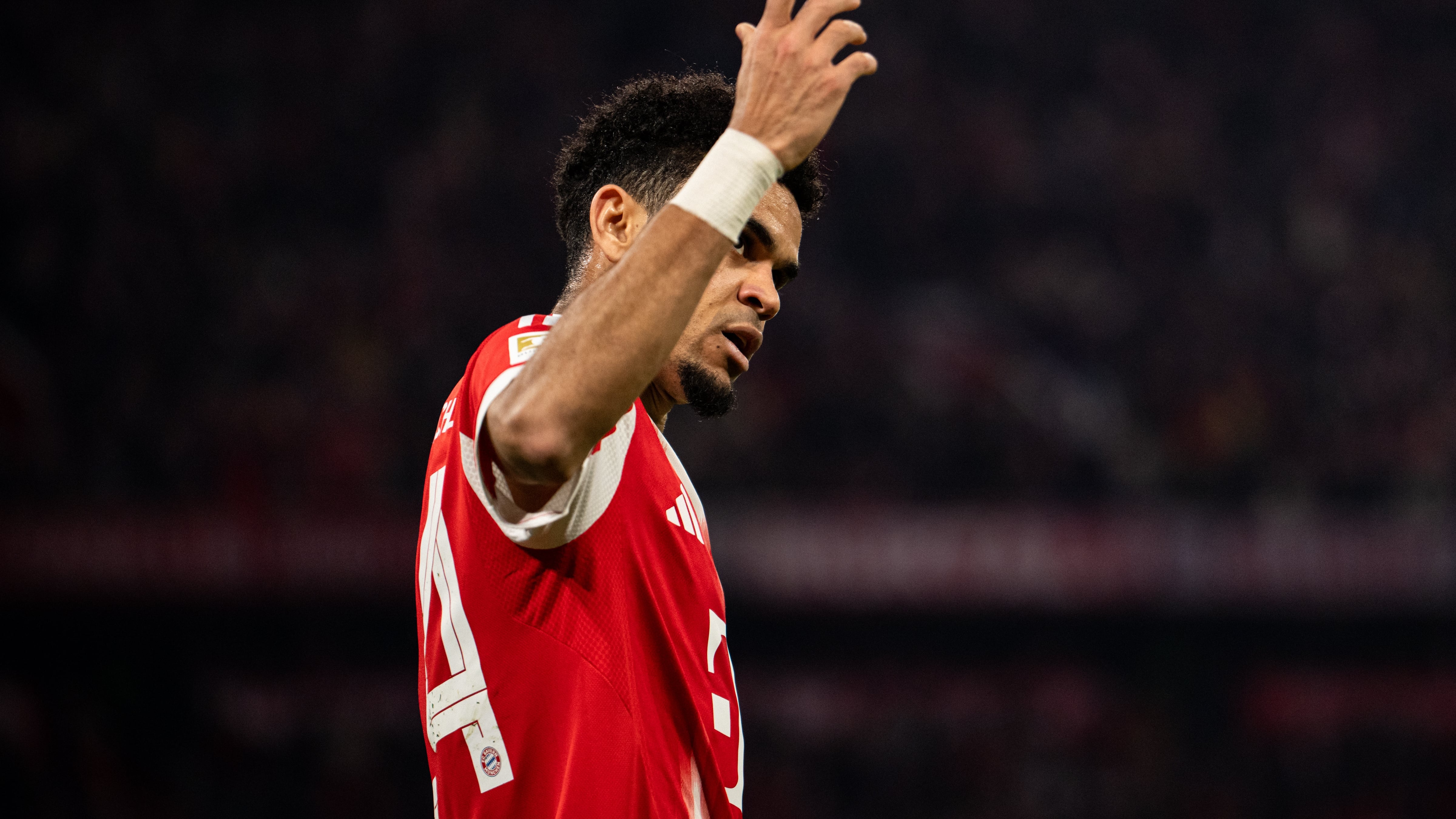 Luis Díaz celebra el gol contra el Mönchengladbach.