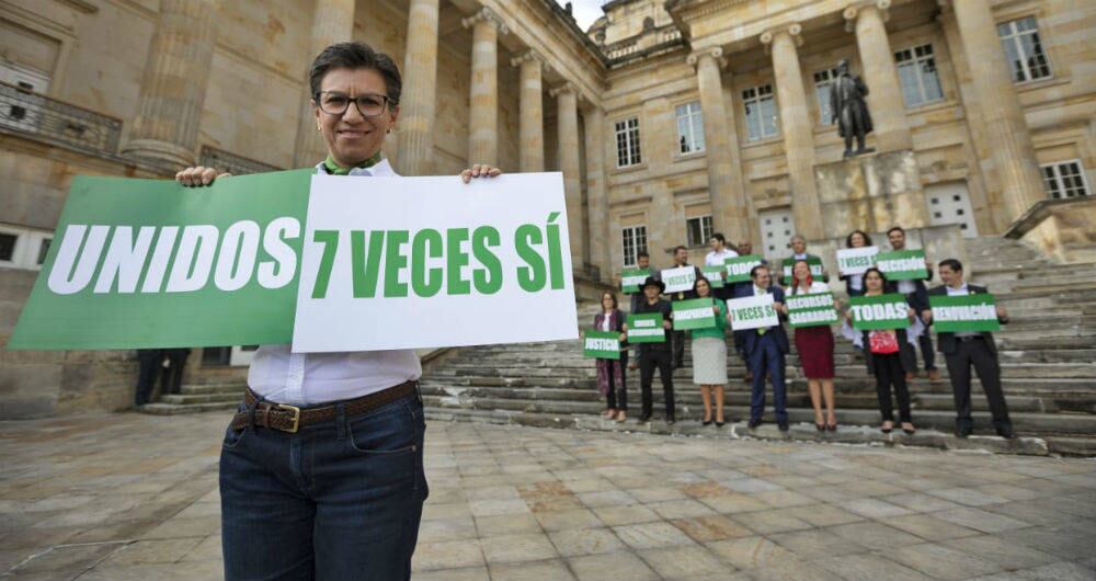 La entonces senadora Claudia López fue la promotora de la consulta anticorrupción en 2018 que no logró alcanzar el umbral. 