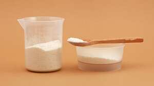 La carragenina es un polisacárido que se extrae de ciertas algas marinas rojas.